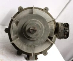 Heavy Cast Aluminum Industrial Light With Cage Cover -OGT Sale Store 13bel8024 05