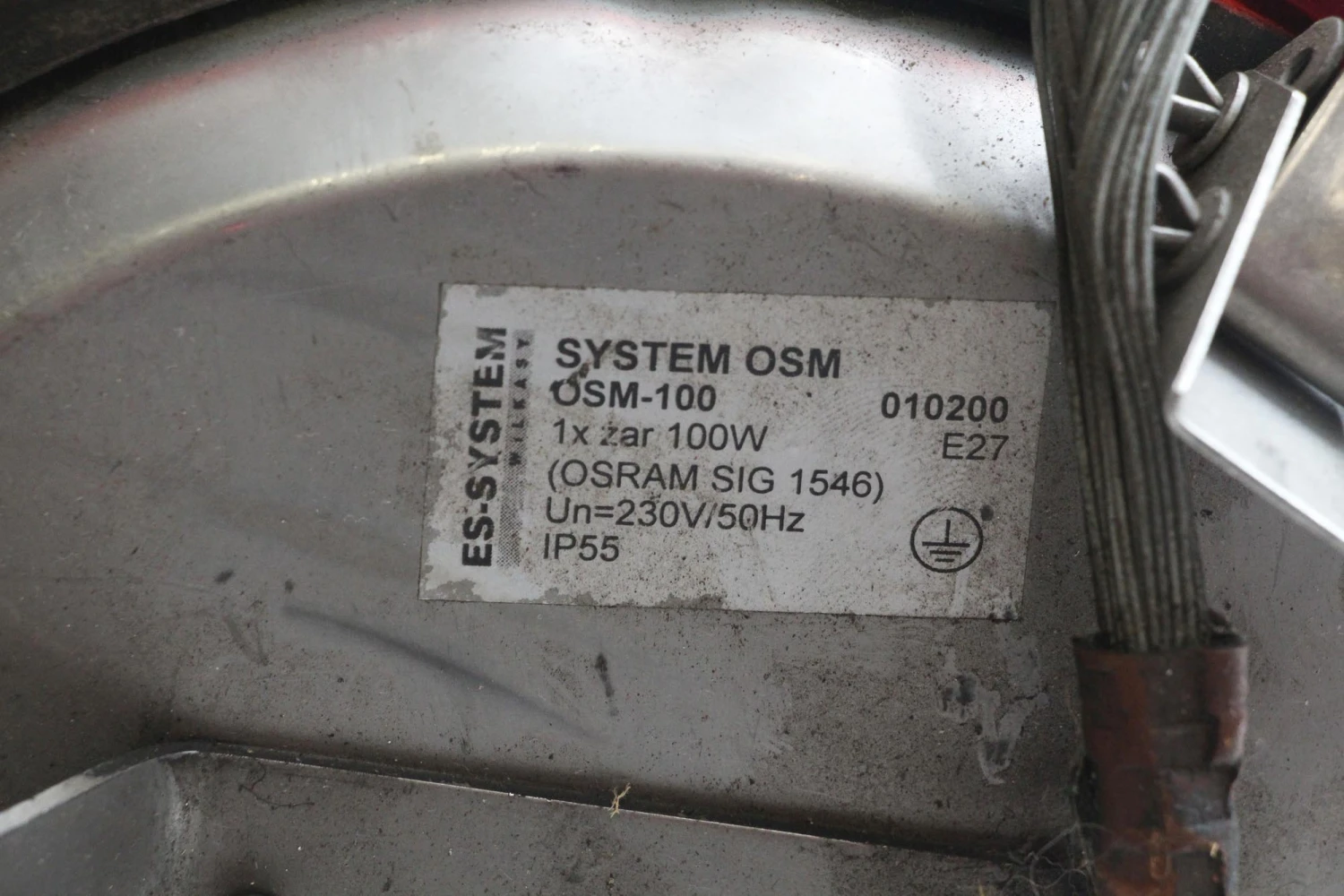 European Vintage Red Industrial Wall Mount Alarm Signal Light 6 European Vintage Red Industrial Wall Mount Alarm Signal Light - Image 4