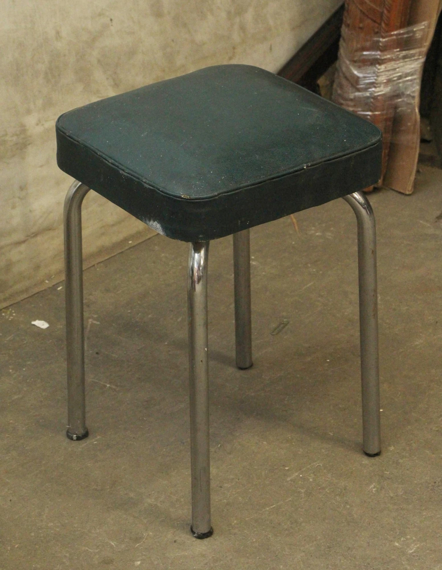 European Strafor Green Chair & Stool Set 7 European Strafor Green Chair & Stool Set - Image 5