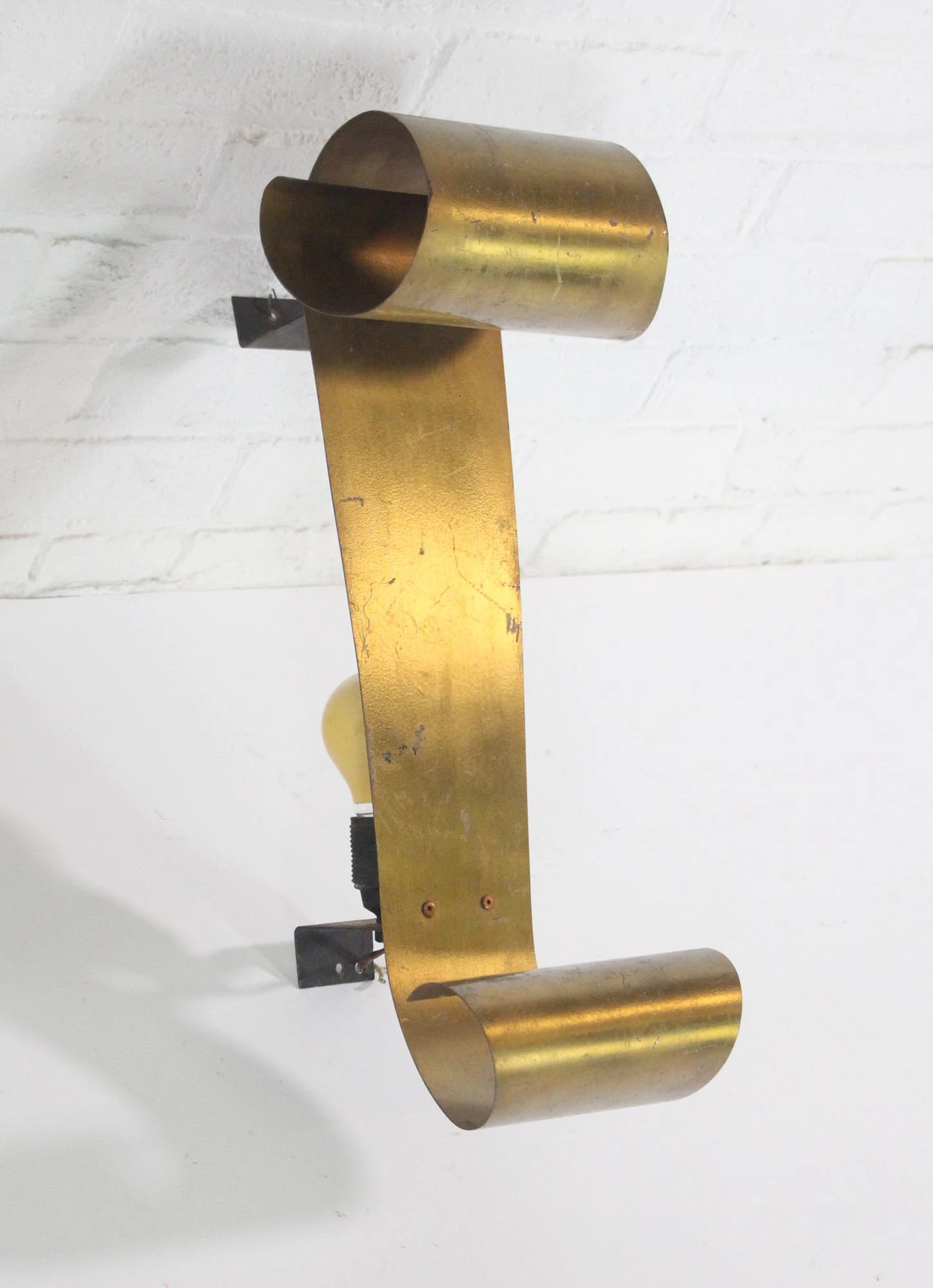 Pair Of Mid Century French Curved Brass Wall Sconces 6 Pair Of Mid Century French Curved Brass Wall Sconces - Image 4