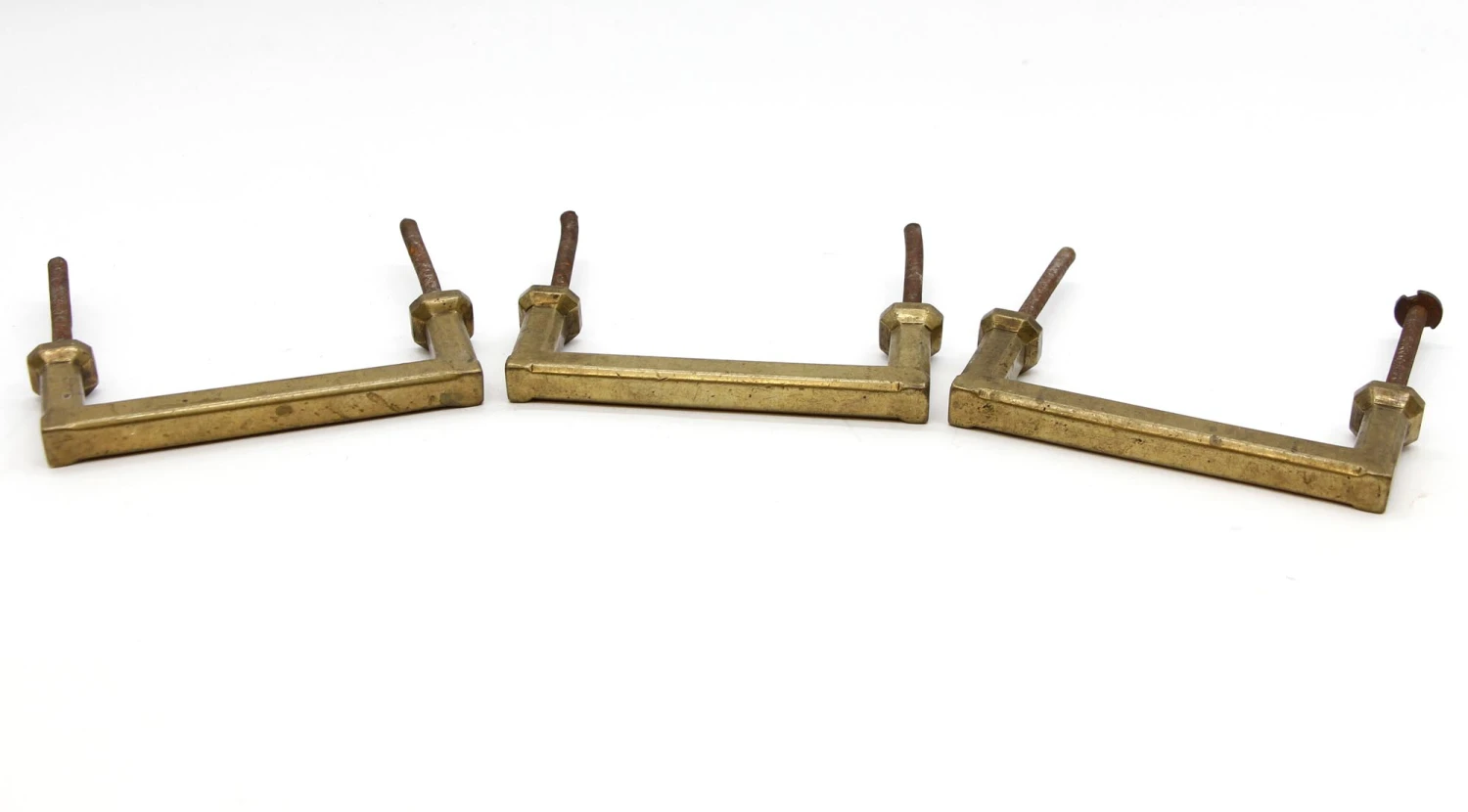 European Vintage 4.75 In. Bronze Sleek Bridge Drawer Pull 8 European Vintage 4.75 In. Bronze Sleek Bridge Drawer Pull - Image 6