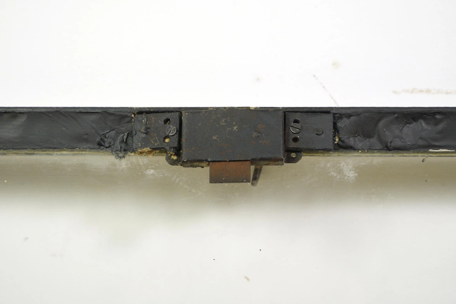 Vintage European Wrought Iron Art Deco Table Top Vitrine 11 Vintage European Wrought Iron Art Deco Table Top Vitrine - Image 9