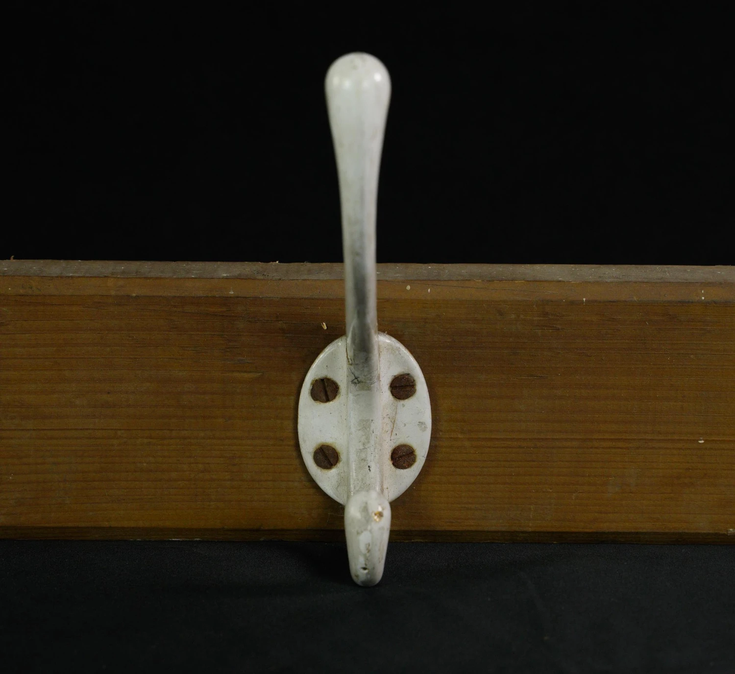 Vintage European 5 Cast Iron Hooks Pine Wall Rack 7 Vintage European 5 Cast Iron Hooks Pine Wall Rack - Image 5