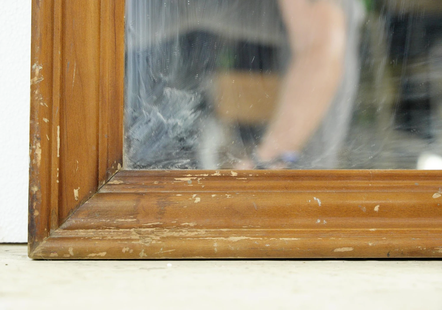 Vintage Rectangle Distressed Wooden Frame Wall Mirror 38 X 32 5 Vintage Rectangle Distressed Wooden Frame Wall Mirror 38 X 32 - Image 3