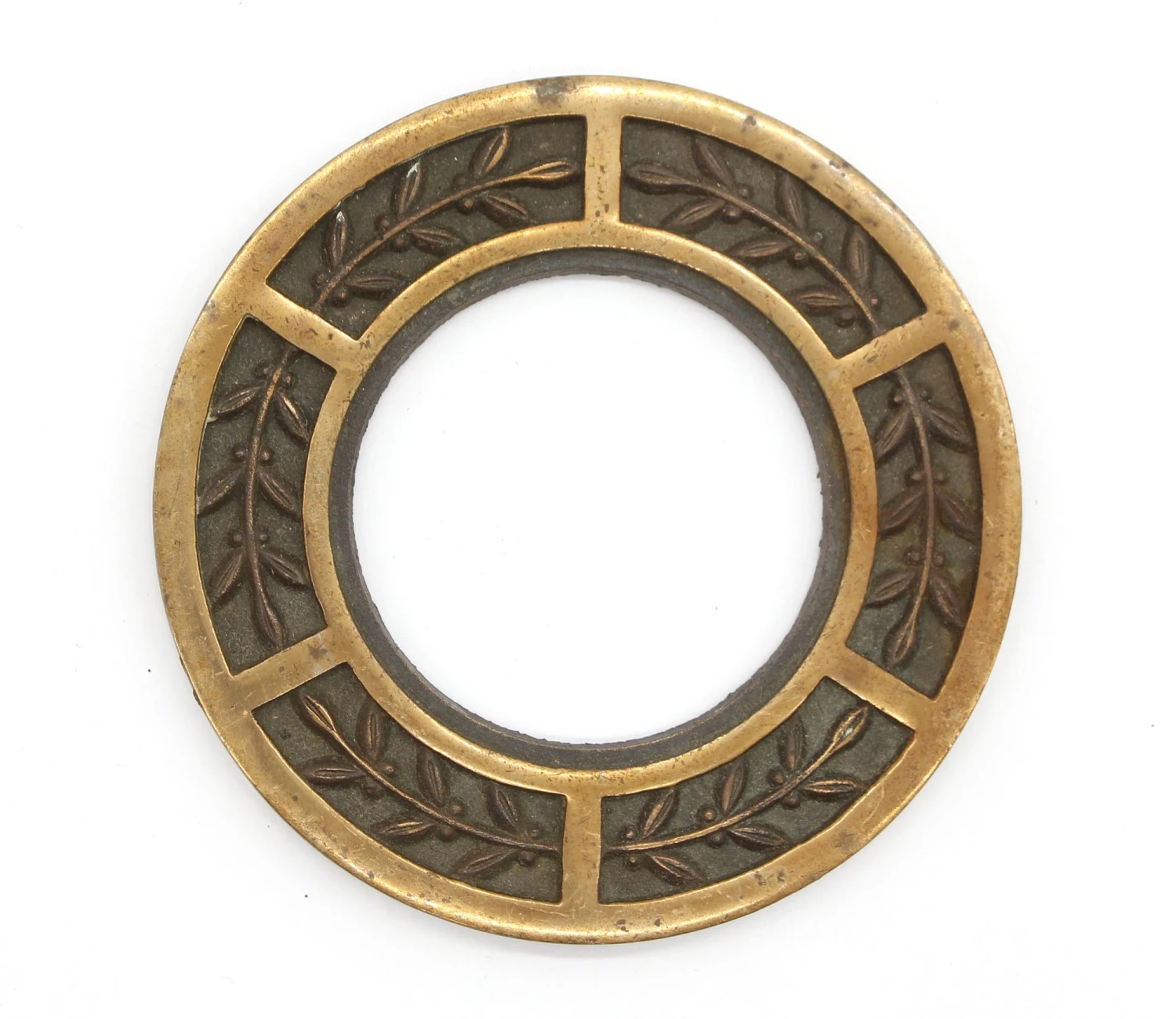 Vintage Geometric Wreath Brass Ring Applique 3 Vintage Geometric Wreath Brass Ring Applique