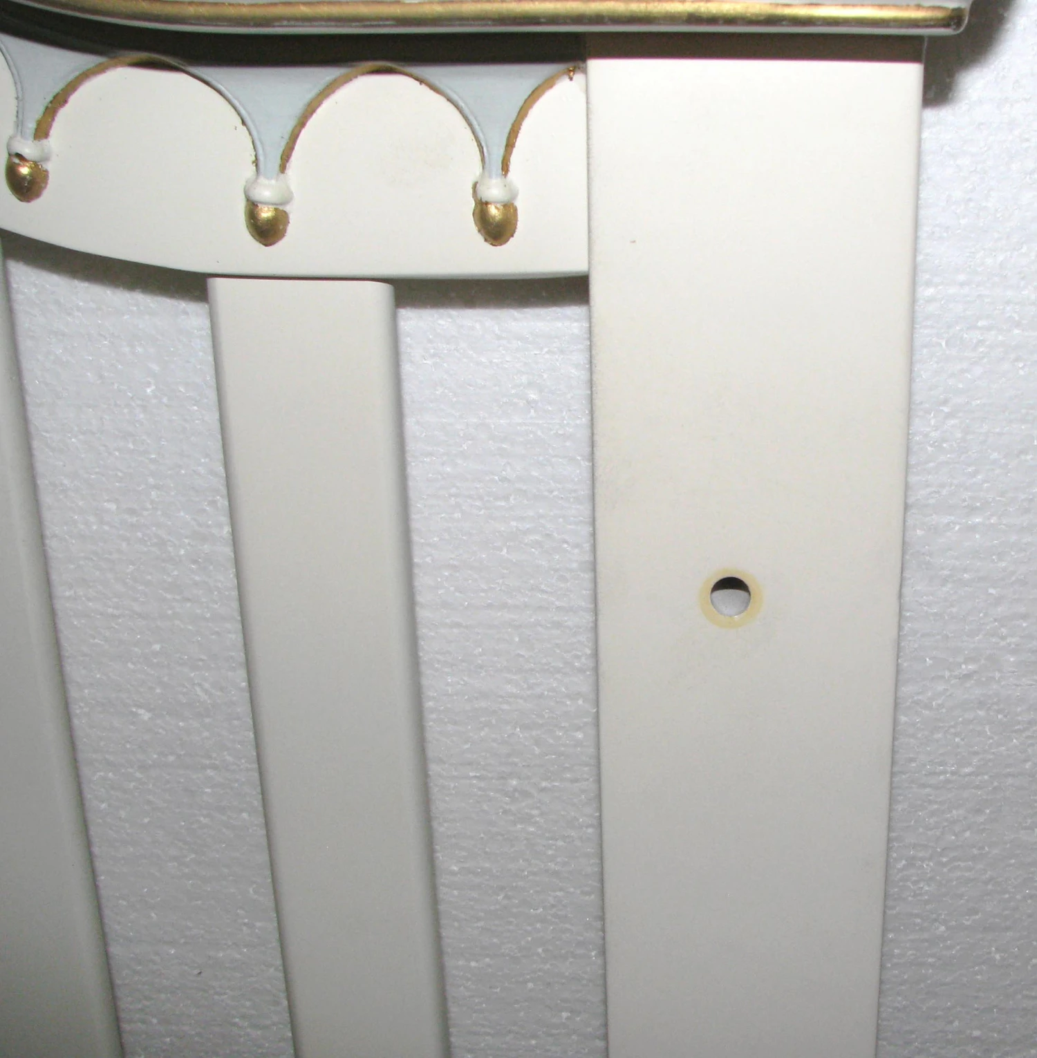 Vintage Arched White Queen Headboard Set 4 Vintage Arched White Queen Headboard Set - Image 2