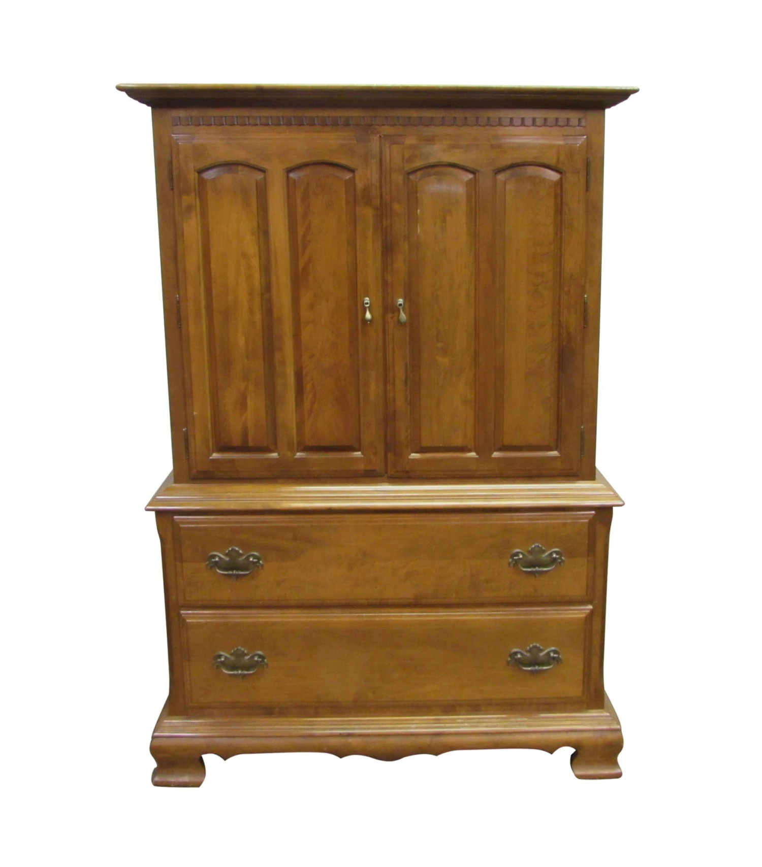 Vintage Traditional Wood Bedroom Armoire Dresser 3 Vintage Traditional Wood Bedroom Armoire Dresser
