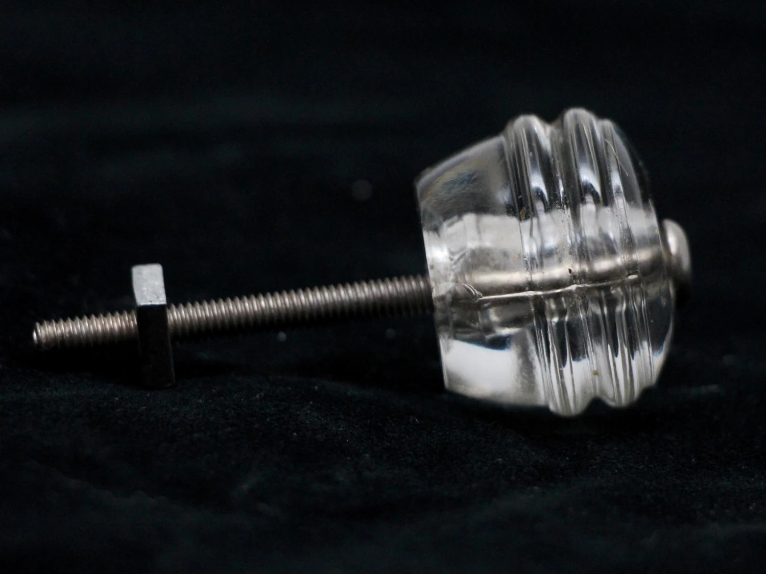 1.25 In. Vintage Round Glass Drawer Cabinet Knob 5 1.25 In. Vintage Round Glass Drawer Cabinet Knob - Image 3