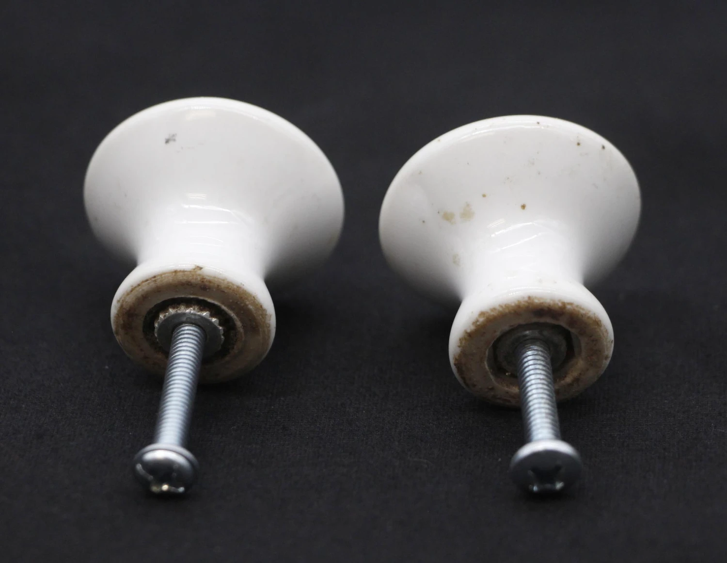 Pair Of 1.25 In. White Ceramic Round Drawer Cabinet Knobs 5 Pair Of 1.25 In. White Ceramic Round Drawer Cabinet Knobs - Image 3