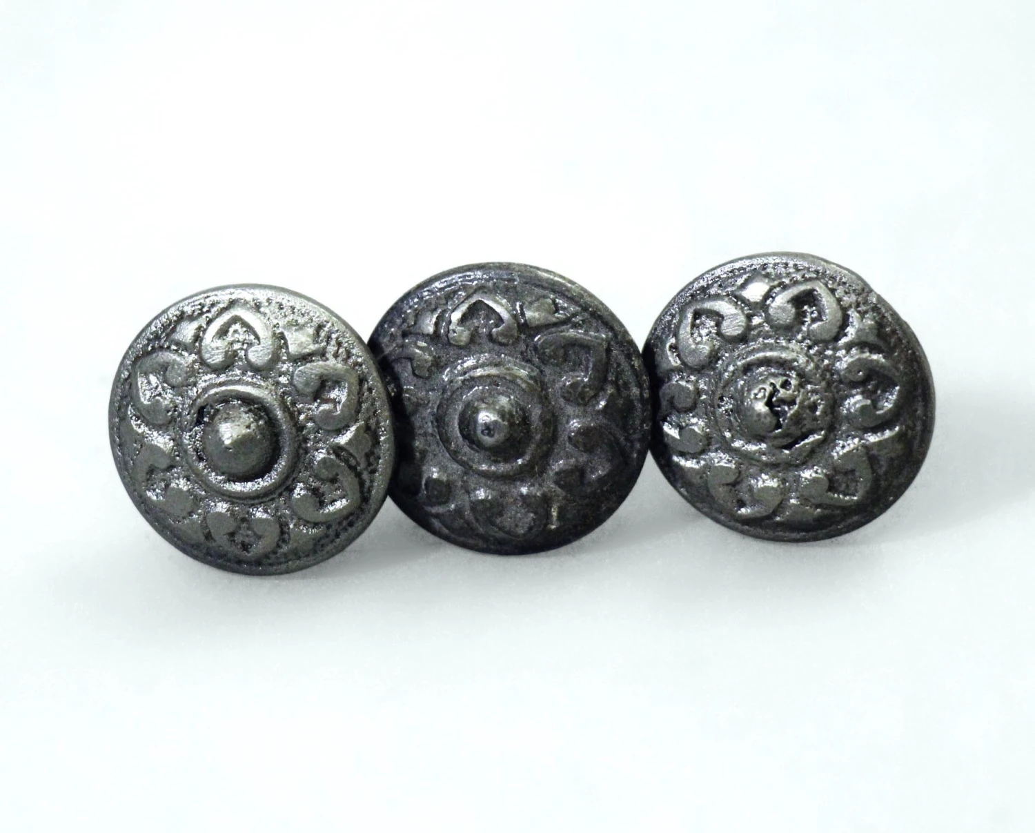 Antique Black Iron Floral 0.875 In. Drawer Cabinet Knob 4 Antique Black Iron Floral 0.875 In. Drawer Cabinet Knob - Image 2
