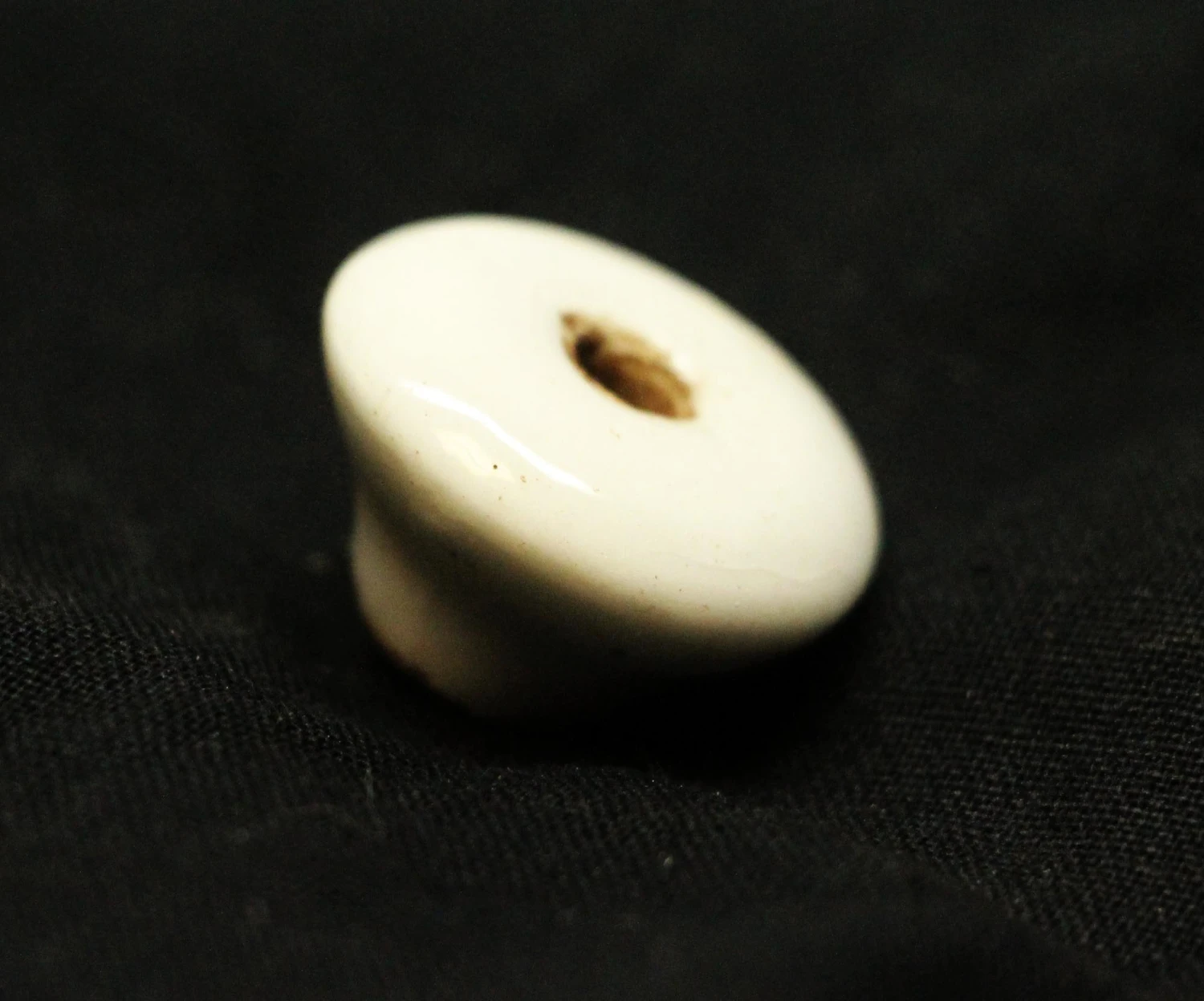 Vintage Round 1 In. White Ceramic Drawer Knob 4 Vintage Round 1 In. White Ceramic Drawer Knob - Image 2