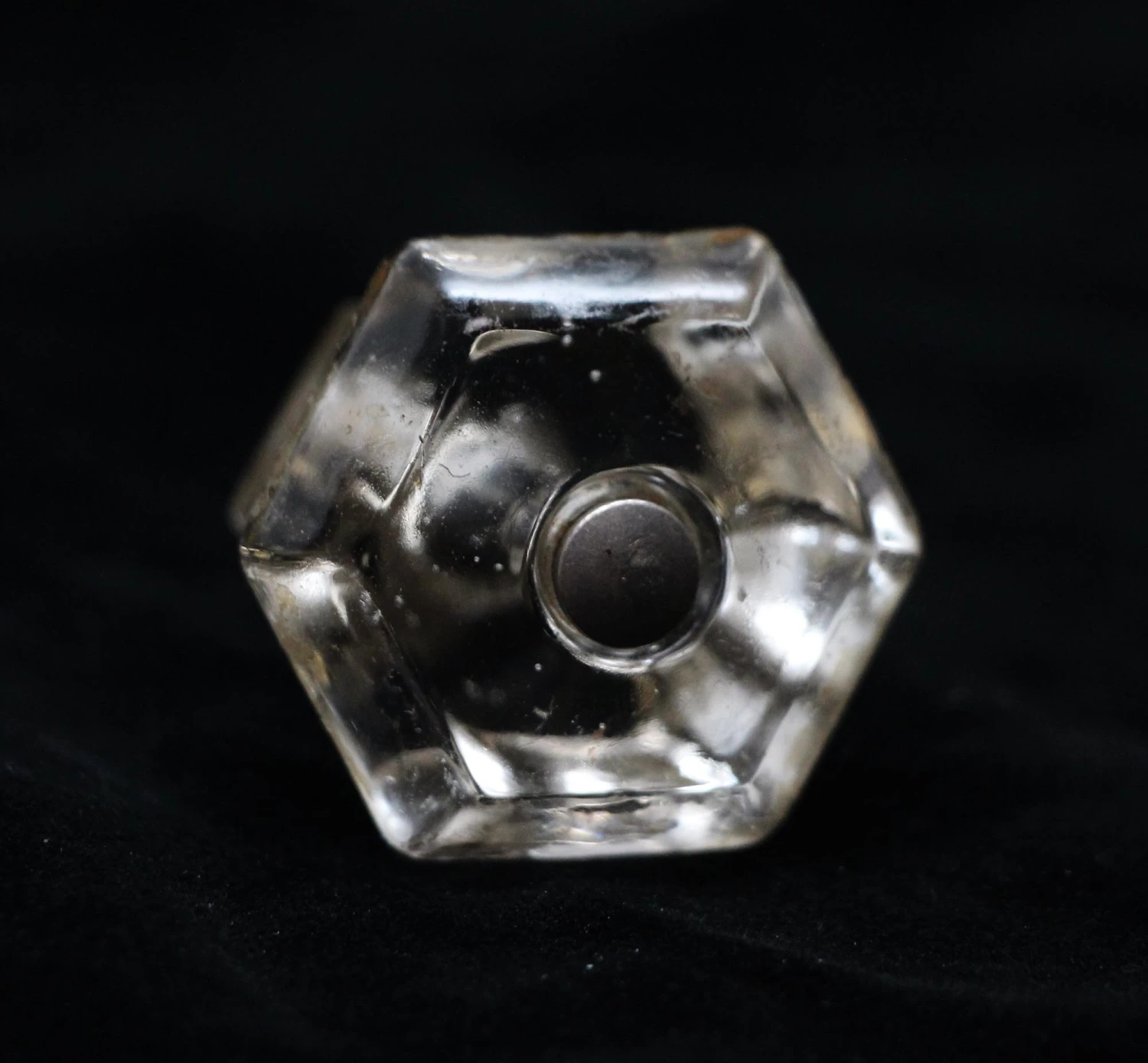 Vintage Clear Glass 1.375 In. Cabinet Drawer Knob 4 Vintage Clear Glass 1.375 In. Cabinet Drawer Knob - Image 2