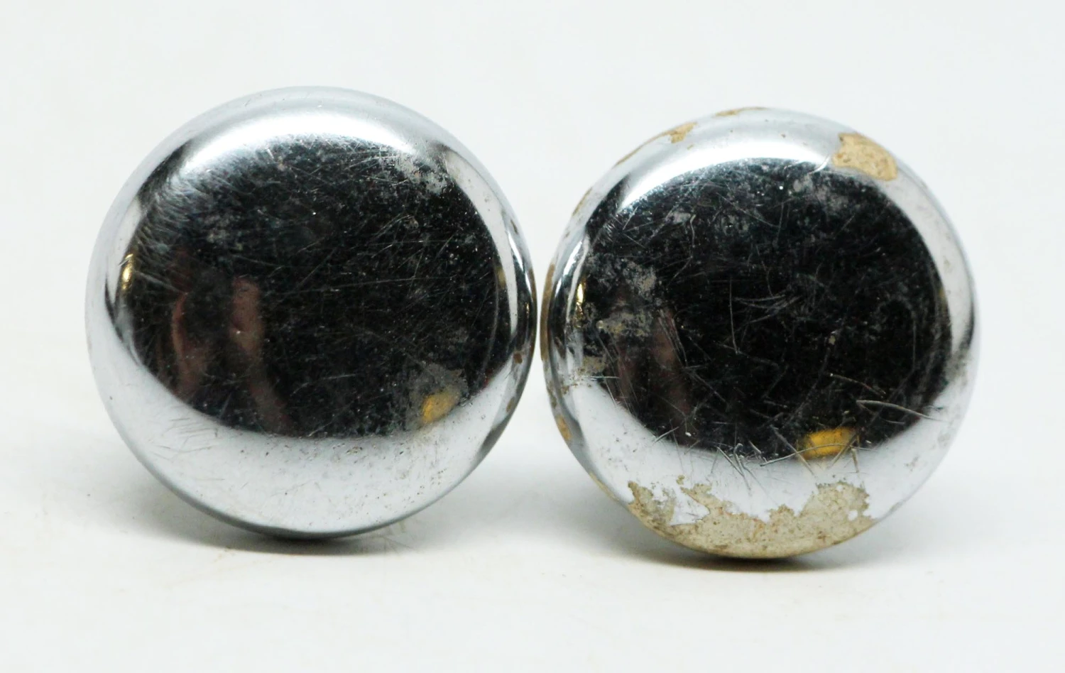 Pair Of 1.125 In. Plain Chrome Drawer Cabinet Knobs 3 Pair Of 1.125 In. Plain Chrome Drawer Cabinet Knobs