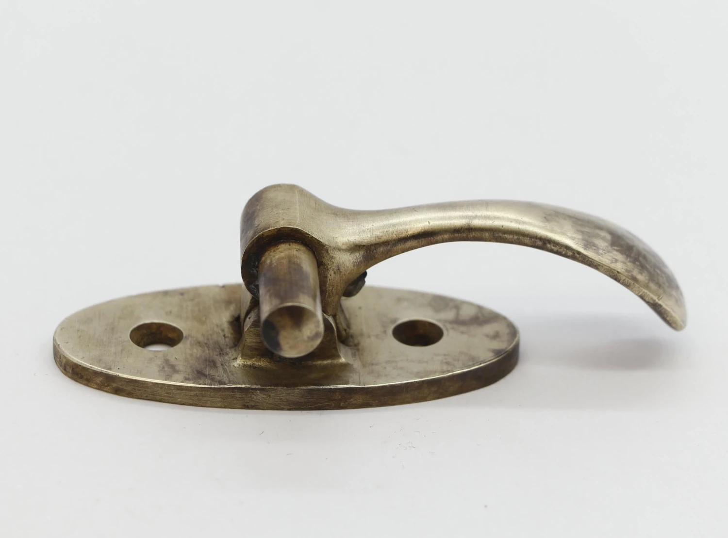 Vintage Oval Polished Bronze Right Hand Offset Door Latch 5 Vintage Oval Polished Bronze Right Hand Offset Door Latch - Image 3