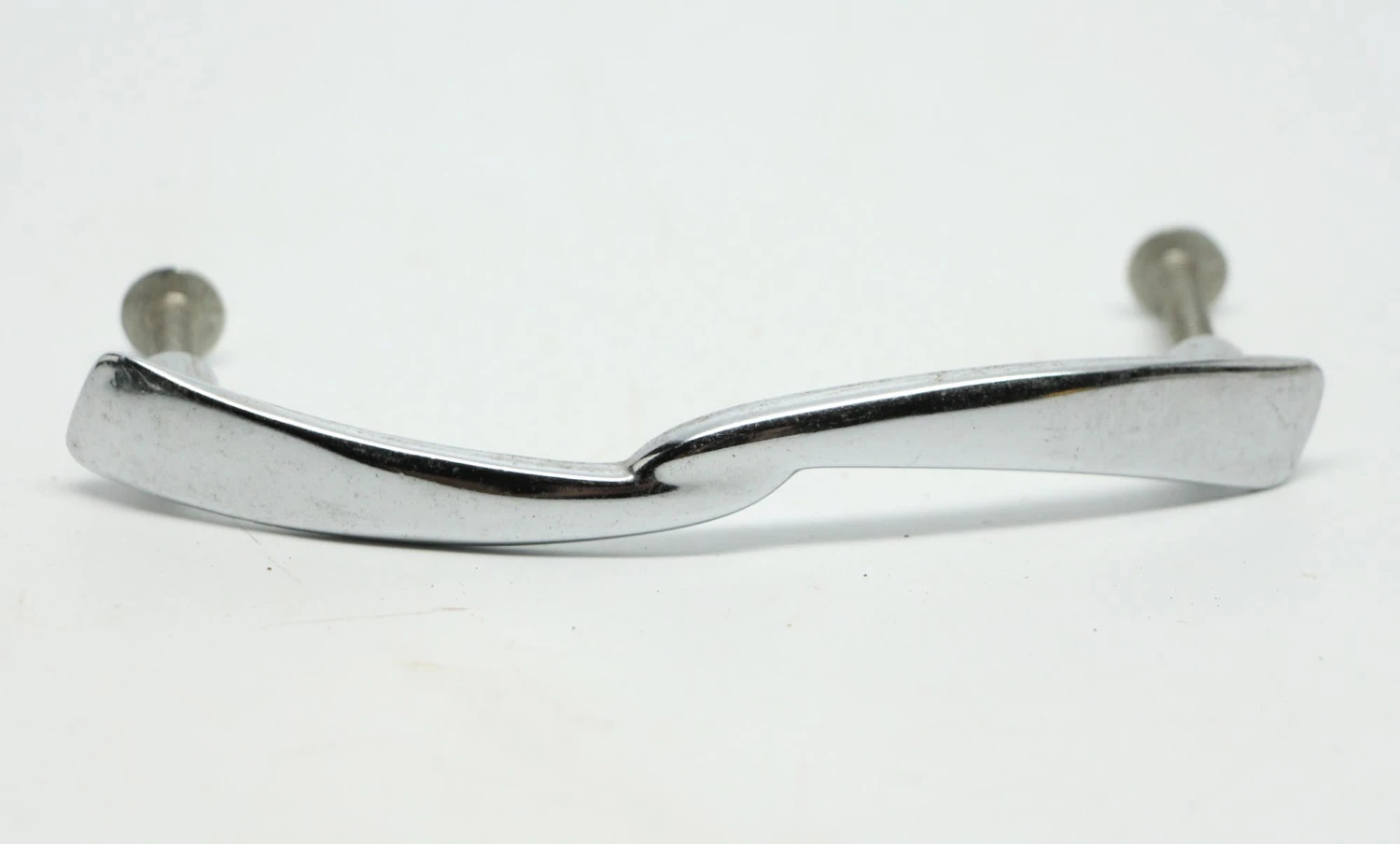 Pair Of Mid Century 4.25 In. Streamline Bridge Drawer Pulls 5 Pair Of Mid Century 4.25 In. Streamline Bridge Drawer Pulls - Image 3