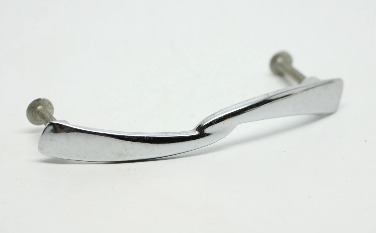 Pair Of Mid Century 4.25 In. Streamline Bridge Drawer Pulls 4 Pair Of Mid Century 4.25 In. Streamline Bridge Drawer Pulls - Image 2