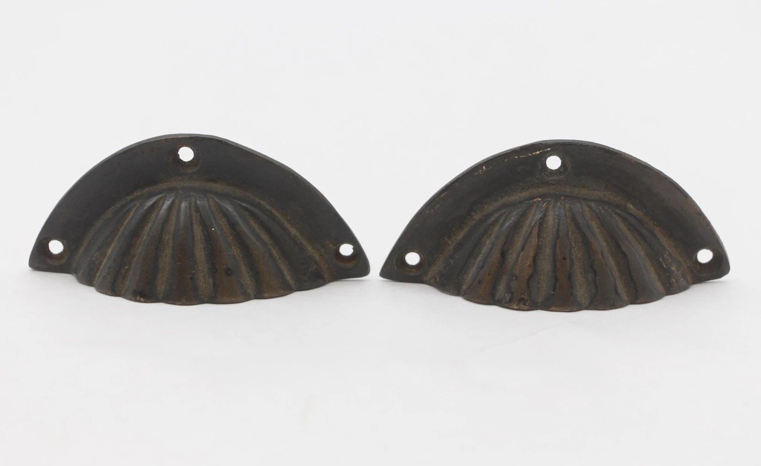 Pair Of Antique 3 In. Scallop Cast Iron Bin Drawer Pulls 3 Pair Of Antique 3 In. Scallop Cast Iron Bin Drawer Pulls