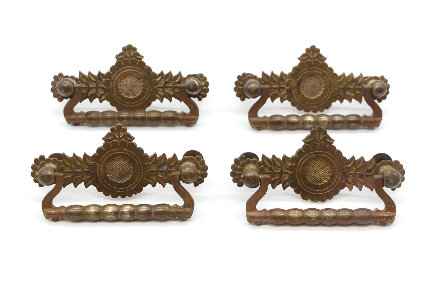 Set Of 4 Antique Stamped Brass Foliate Bail Drawer Pulls 3 Set Of 4 Antique Stamped Brass Foliate Bail Drawer Pulls