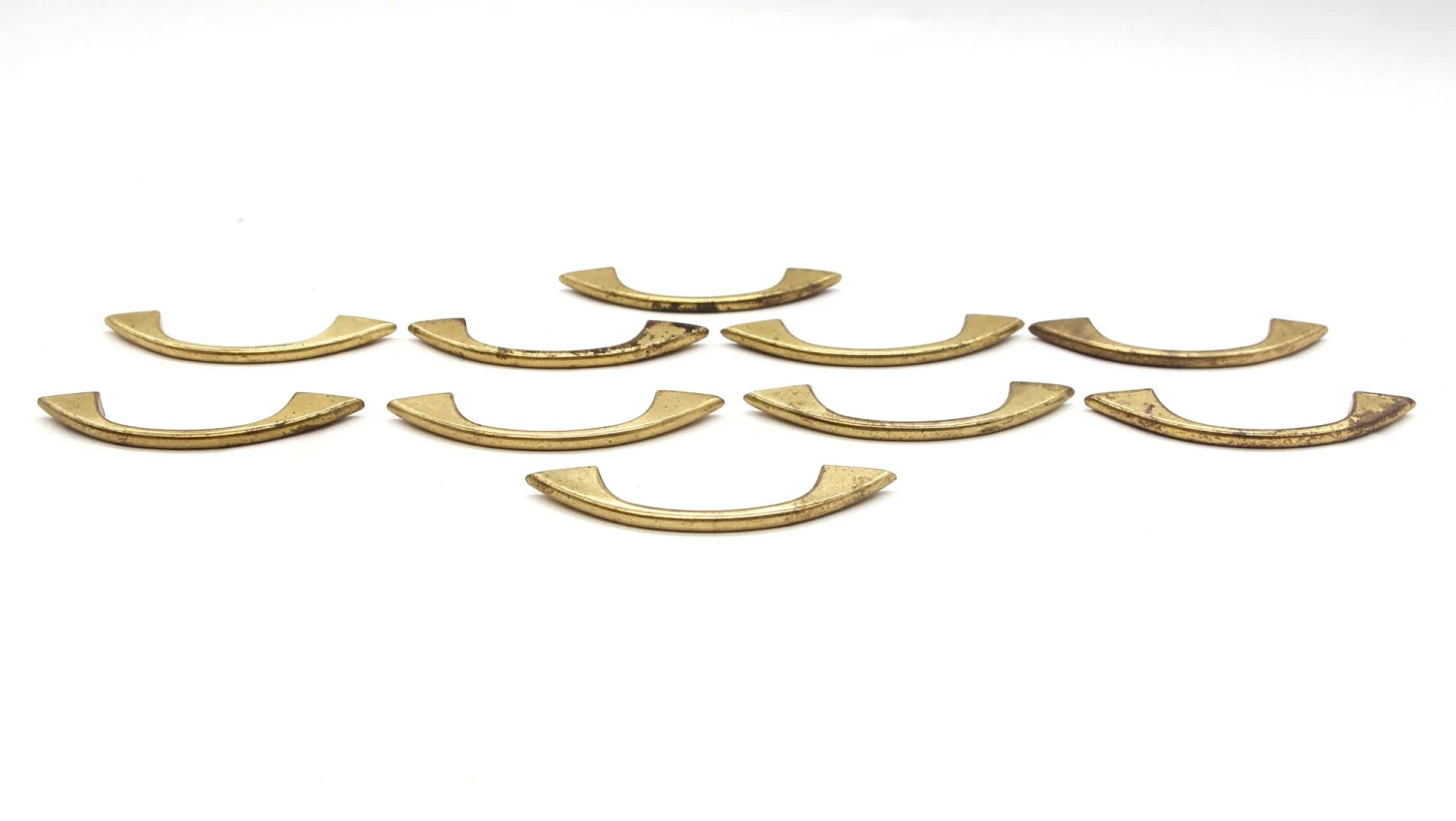 Set Of Vintage 4.25 In. Mid Century Brushed Brass Bridge Drawer Pulls 3 Set Of Vintage 4.25 In. Mid Century Brushed Brass Bridge Drawer Pulls