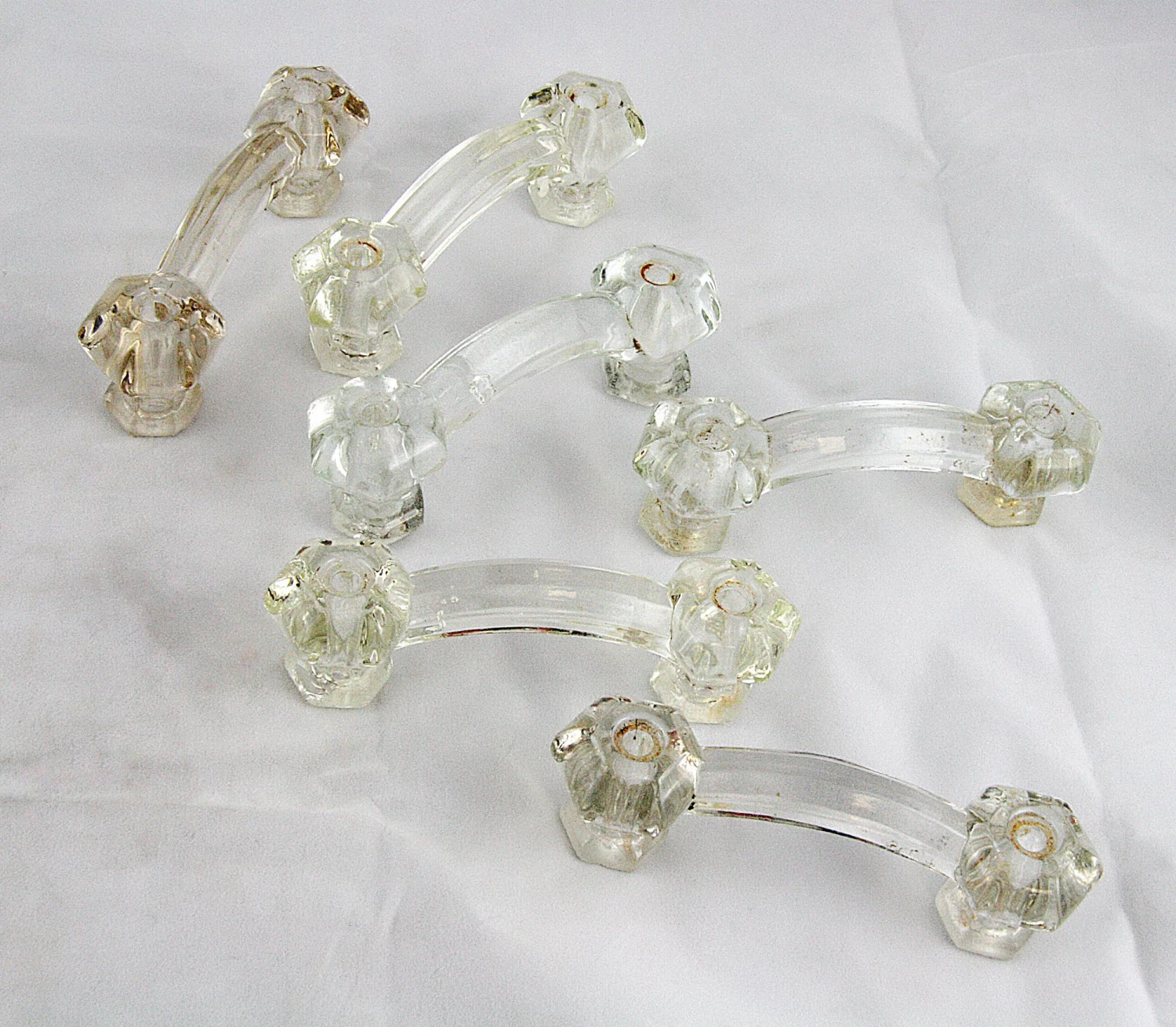 Vintage 4.125 In. Fluted Bridge Clear Glass Drawer Pull 3 Vintage 4.125 In. Fluted Bridge Clear Glass Drawer Pull
