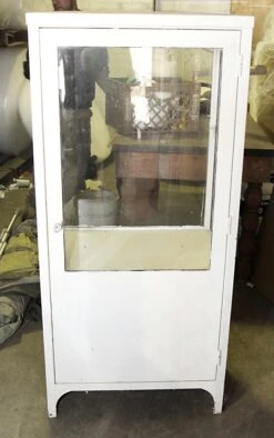 Antique White Medical Cabinet Showcase 10 Antique White Medical Cabinet Showcase -OGT Sale Store cabinets for sale l207512