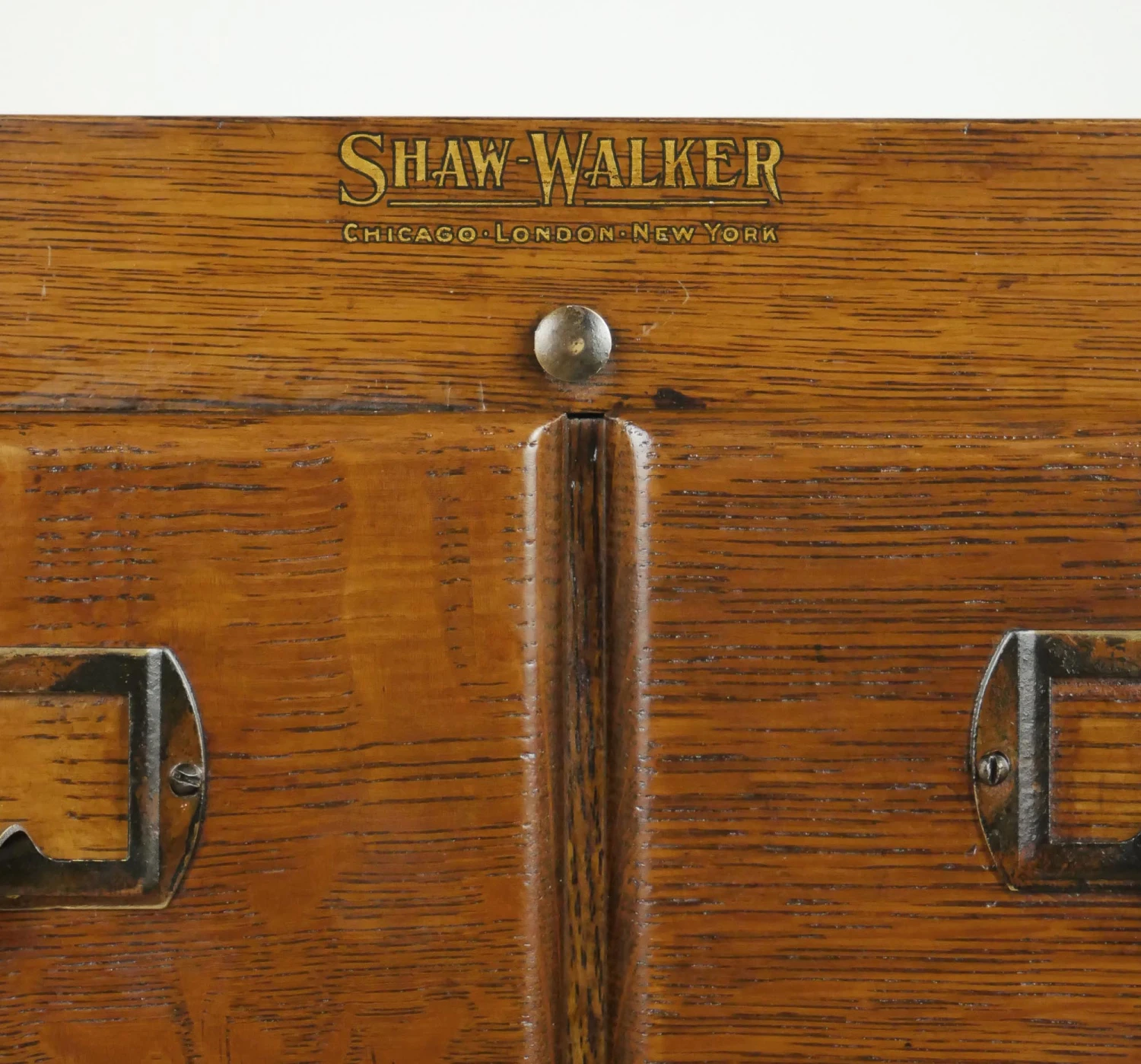 Antique Shaw Walker Oak 4 Drawer Card Catalog File Cabinet 5 Antique Shaw Walker Oak 4 Drawer Card Catalog File Cabinet - Image 3
