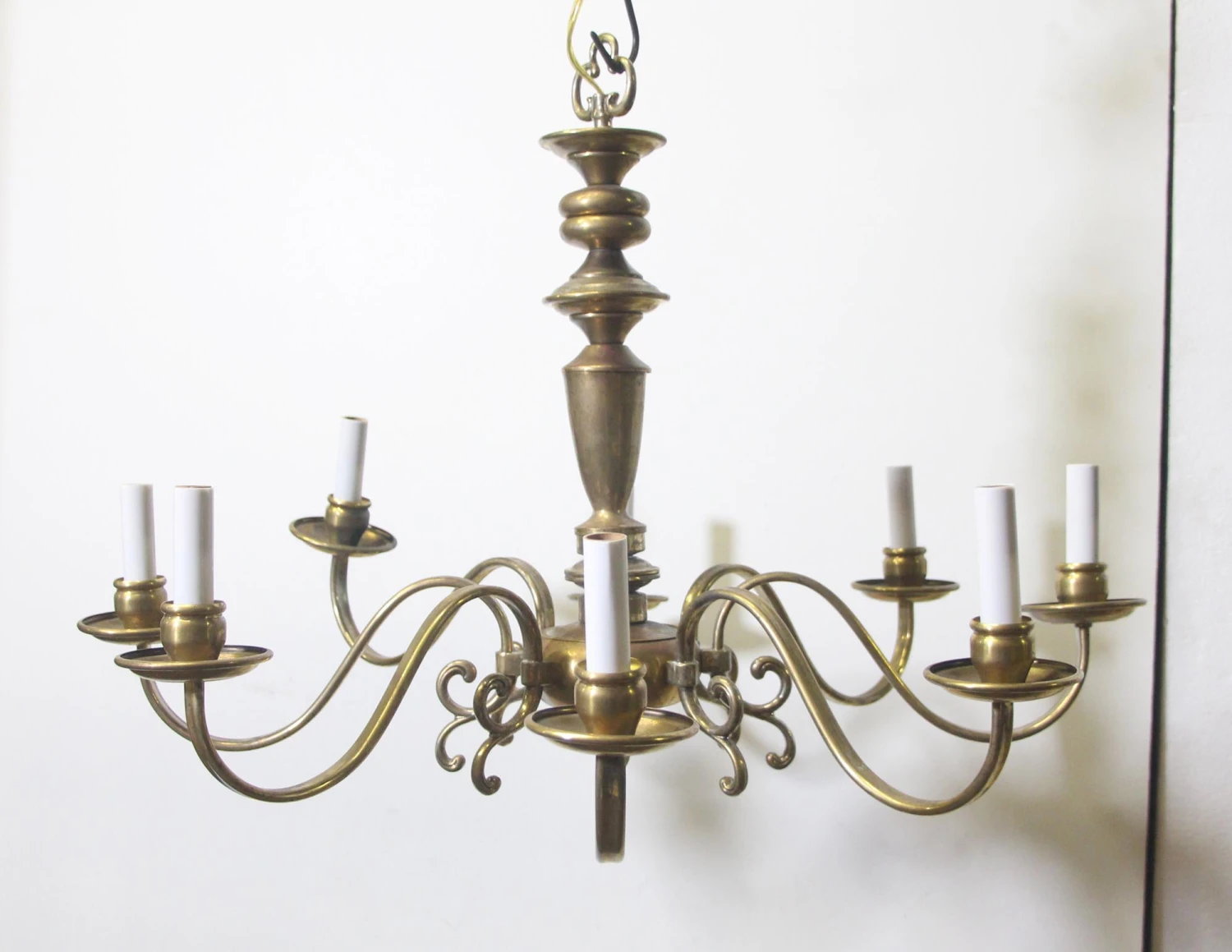 Antique 8 Arm Brass Colonial Style Chandelier 5 Antique 8 Arm Brass Colonial Style Chandelier - Image 3