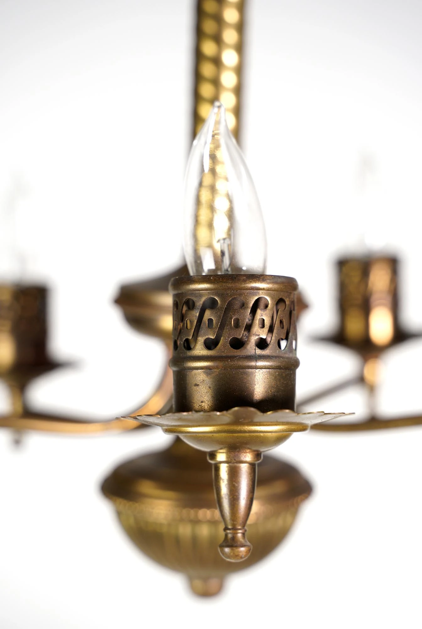 Antique Traditional 5 Arm Brass Chandelier 4 Antique Traditional 5 Arm Brass Chandelier - Image 2