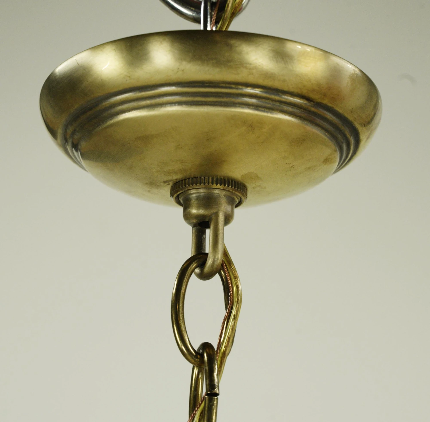 Bagues Style Lilly Glass Ball Pendant Light 8 Bagues Style Lilly Glass Ball Pendant Light - Image 6