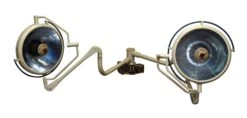 Double Arm Hospital Surgical Light
