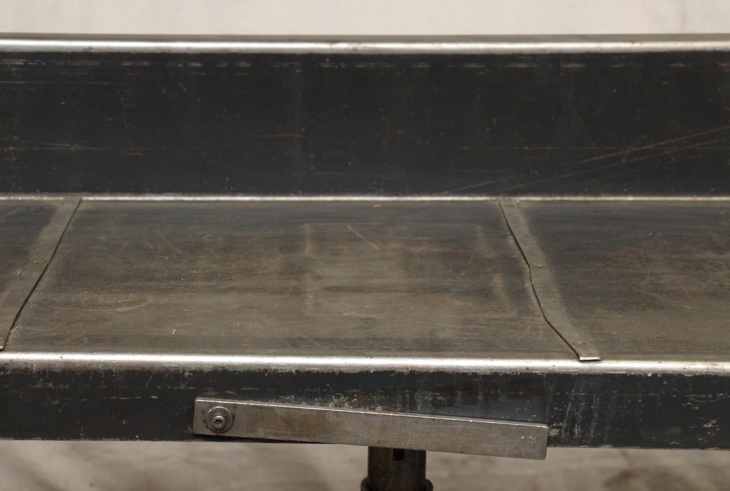 Metal Adjustable Height Rolling Desk 5 Metal Adjustable Height Rolling Desk - Image 3