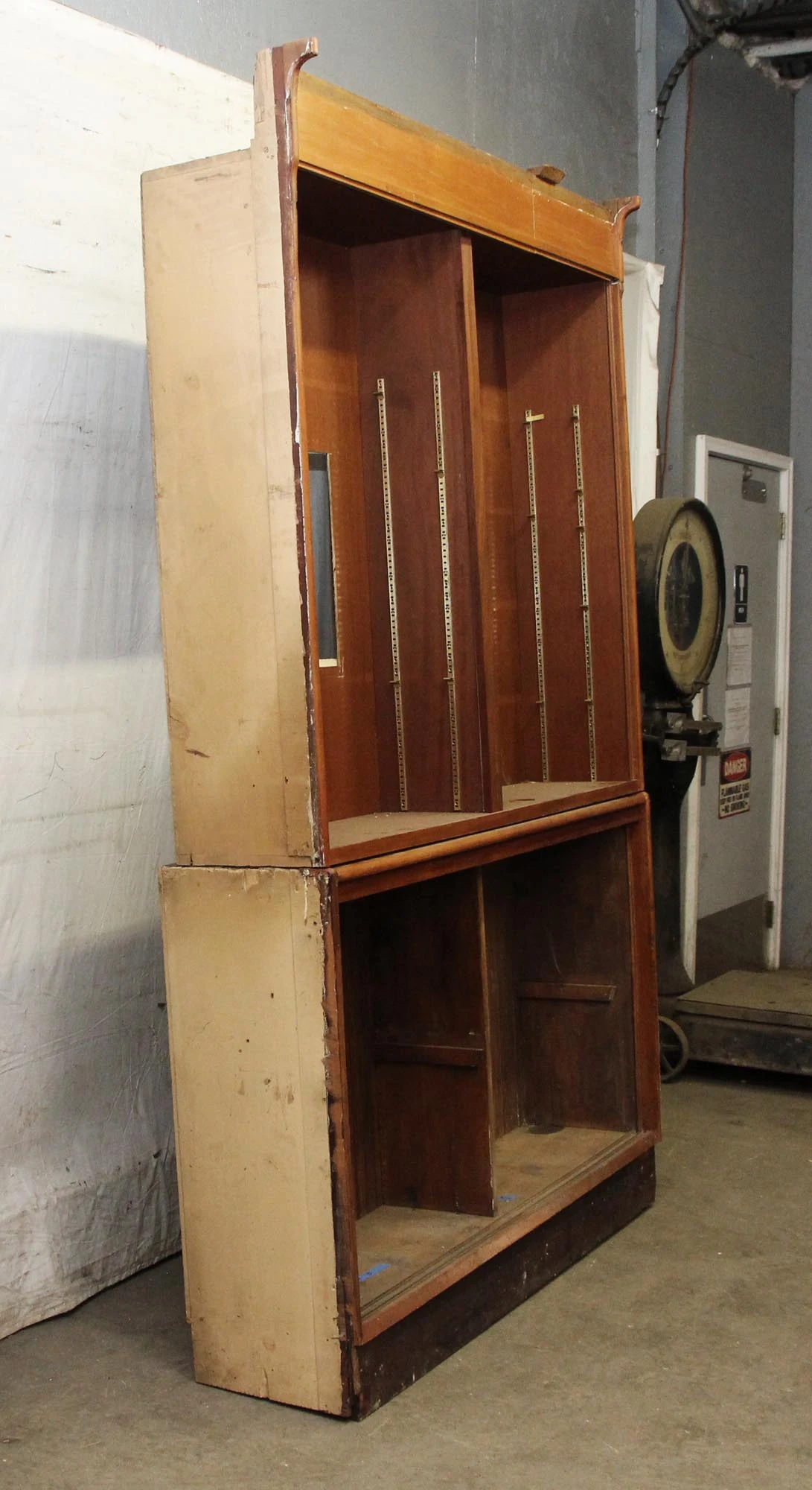 Reclaimed Commercial Storage Unit M238202 5 Reclaimed Commercial Storage Unit M238202 - Image 3