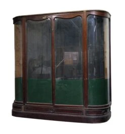 Grand English Curved Showcase