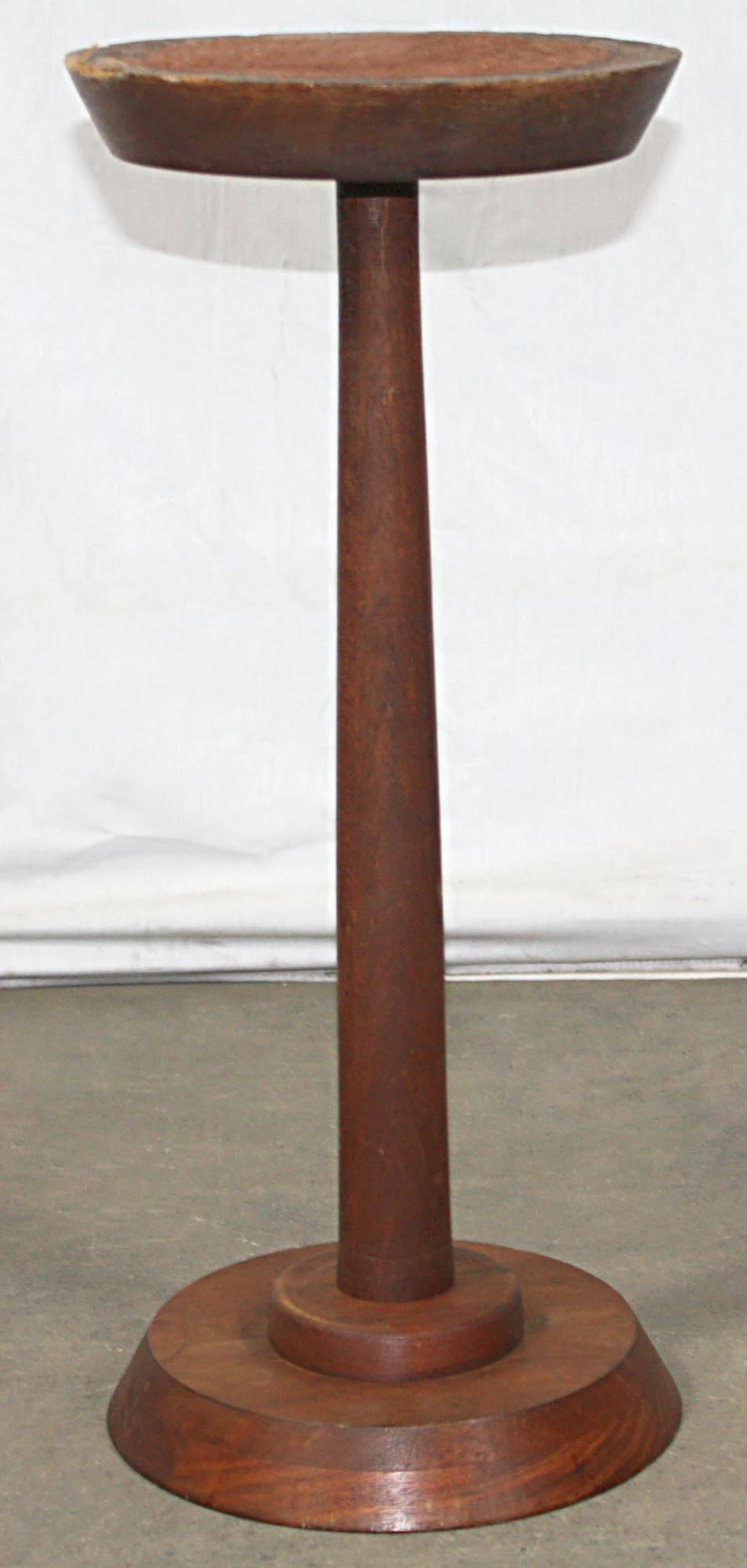 1940s Wooden 21.25 In. Tabletop Hat Stand 4 1940s Wooden 21.25 In. Tabletop Hat Stand - Image 2