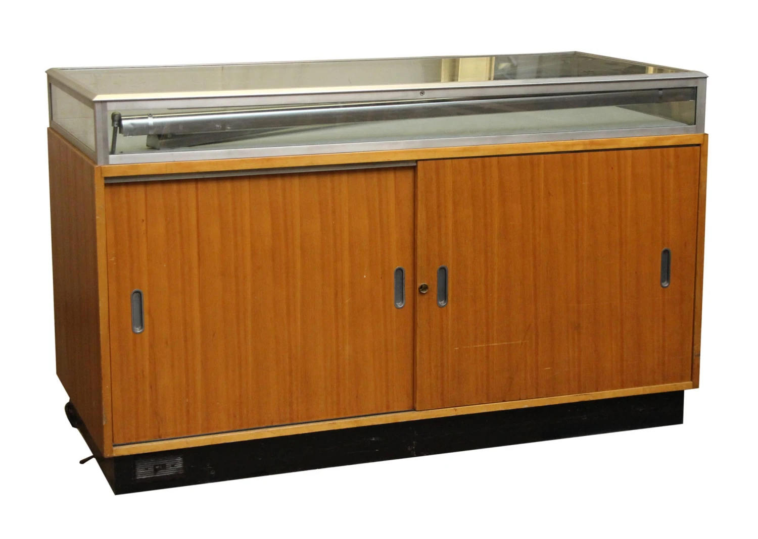 Mid Century Showcase With Storage Drawers 3 Mid Century Showcase With Storage Drawers