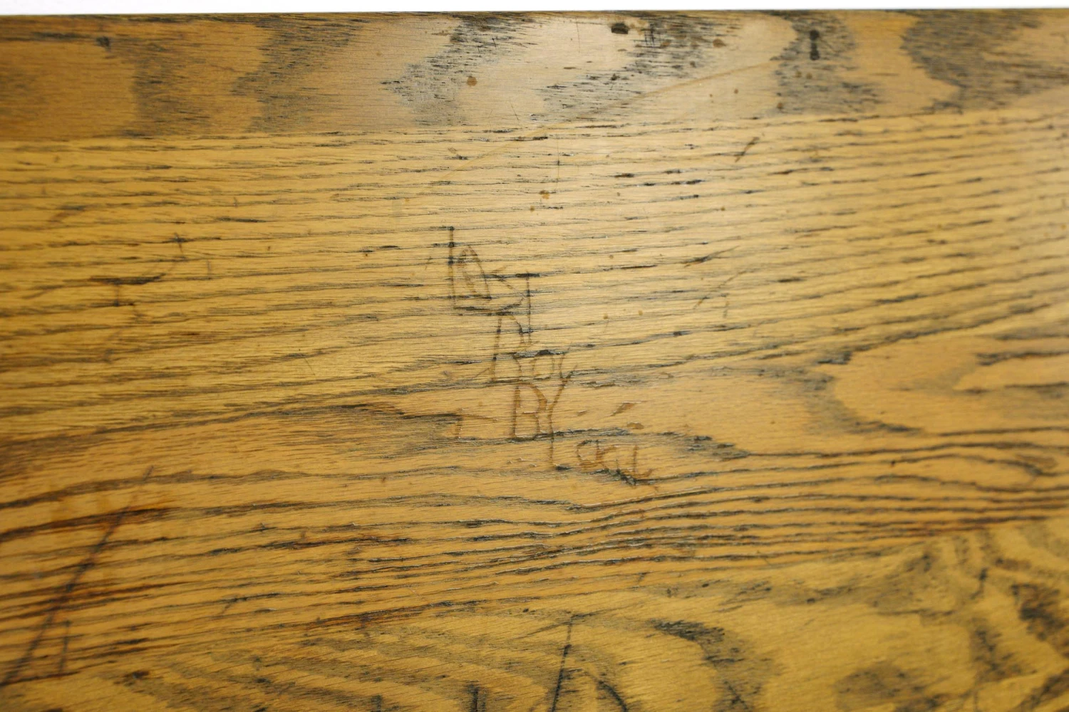 Vintage 6 Ft. Simple Design Oak Courtroom Bench 4 Vintage 6 Ft. Simple Design Oak Courtroom Bench - Image 2