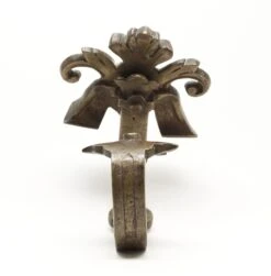 Pair Of Decorative Tie Backs 13 Pair Of Decorative Tie Backs -OGT Sale Store curtain hardware for sale 17bel8264