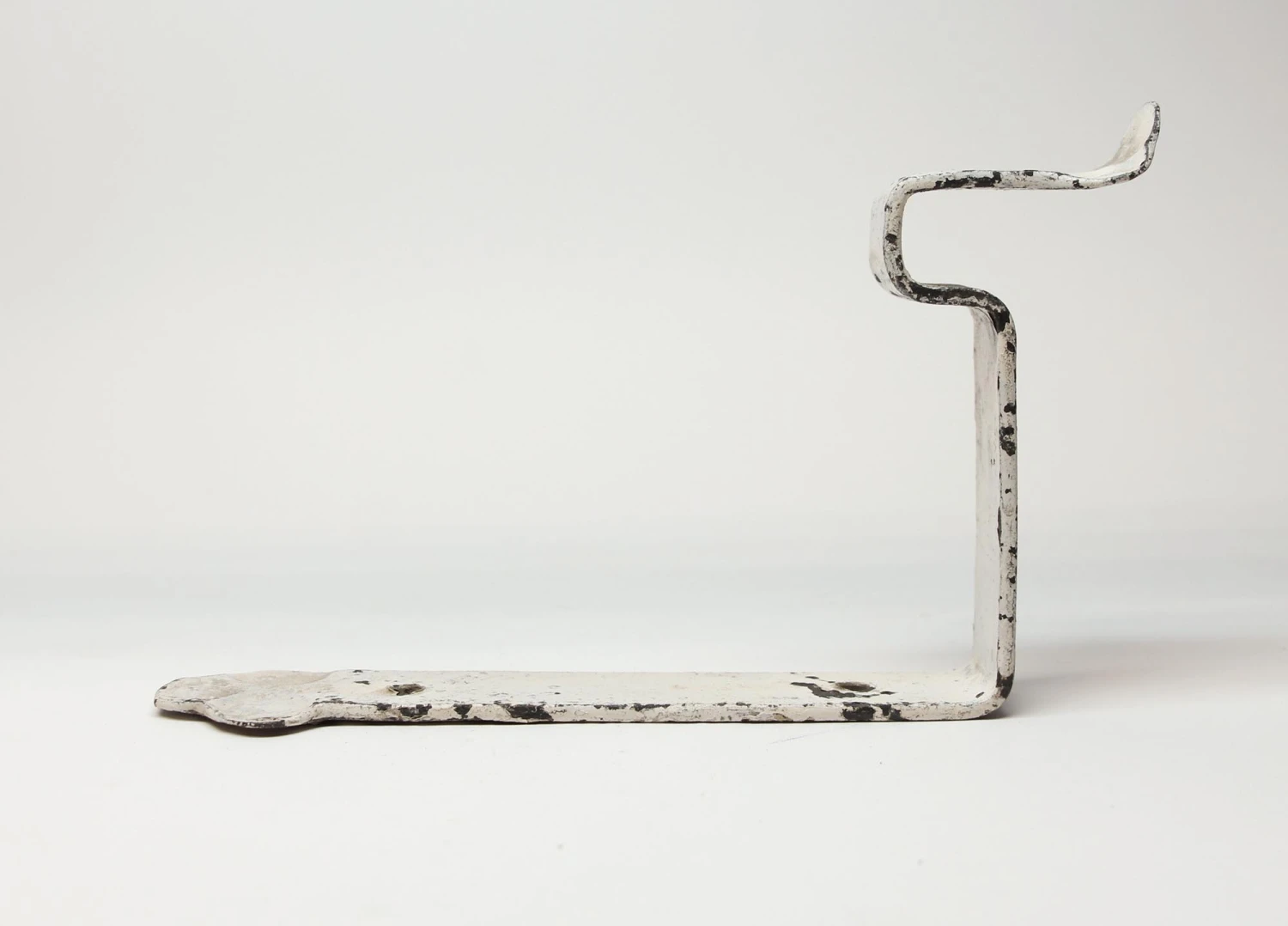 Iron Arts & Crafts Curtain Rod Bracket 5 Iron Arts & Crafts Curtain Rod Bracket - Image 3