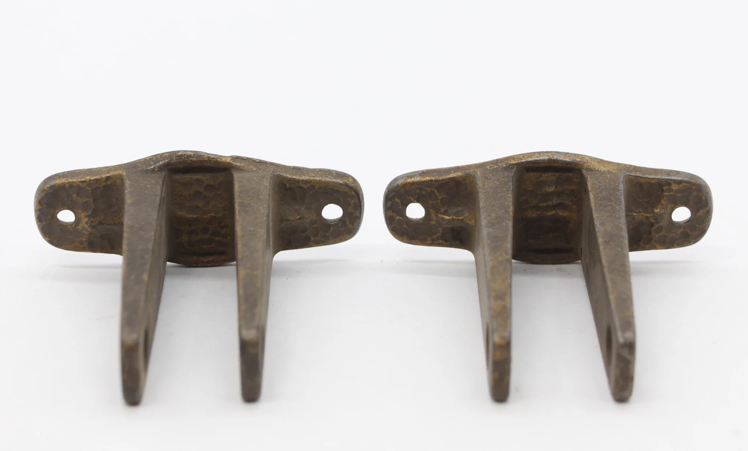 Pair Of Textured Cast Iron Swing Arm Curtain Rod Brackets 4 Pair Of Textured Cast Iron Swing Arm Curtain Rod Brackets - Image 2