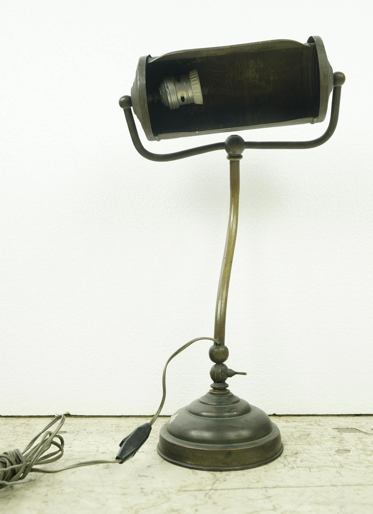 Antique Fixed Arm Swinging Head Brass Wall Desk Lamp 5 Antique Fixed Arm Swinging Head Brass Wall Desk Lamp - Image 3