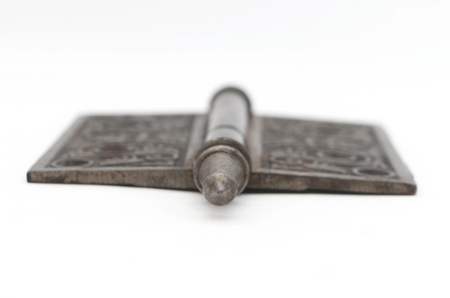 Antique 4.375 X 4.375 Victorian Cast Iron Steeple Tip Door Hinge 5 Antique 4.375 X 4.375 Victorian Cast Iron Steeple Tip Door Hinge - Image 3