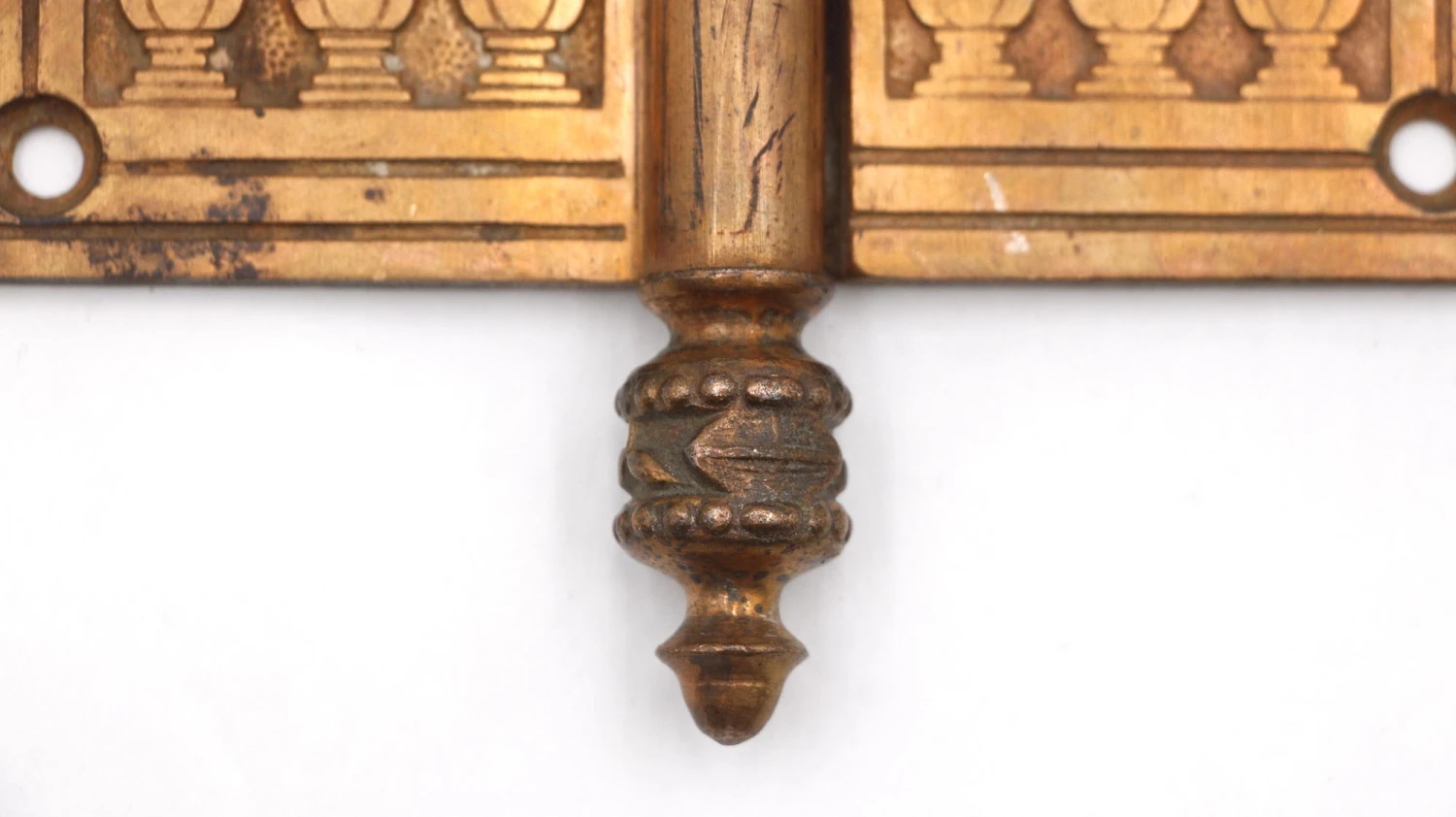 Antique Aesthetic 4 X 4 In. Brass Plated Cast Iron Butt Door Hinge 4 Antique Aesthetic 4 X 4 In. Brass Plated Cast Iron Butt Door Hinge - Image 2