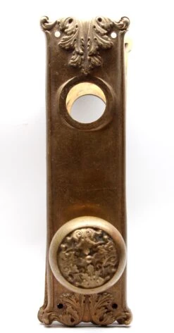 Bronze German Renaissance Reading Door Knob Set