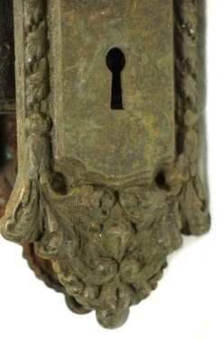 R&E Cast Iron Ornate Chatham Door Knob Set With Mortise Lock 8 R&E Cast Iron Ornate Chatham Door Knob Set With Mortise Lock -OGT Sale Store door knob sets for sale m218503