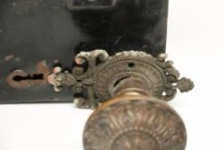 Ornate Floral Beaded Closet Door Knob Set With Lock 12 Ornate Floral Beaded Closet Door Knob Set With Lock -OGT Sale Store door knob sets for sale n241062