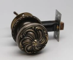 Art Nouveau Floral Door Knob & Closet Latch Set 8 Art Nouveau Floral Door Knob & Closet Latch Set -OGT Sale Store door knob sets n257731