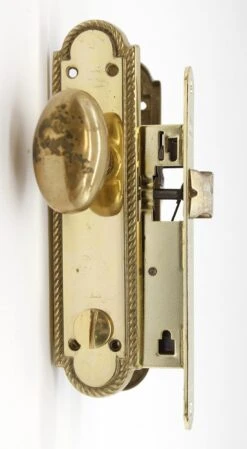 Traditional Oval Brass Door Knob & Privacy Lock Door Set -OGT Sale Store door knob sets q285371