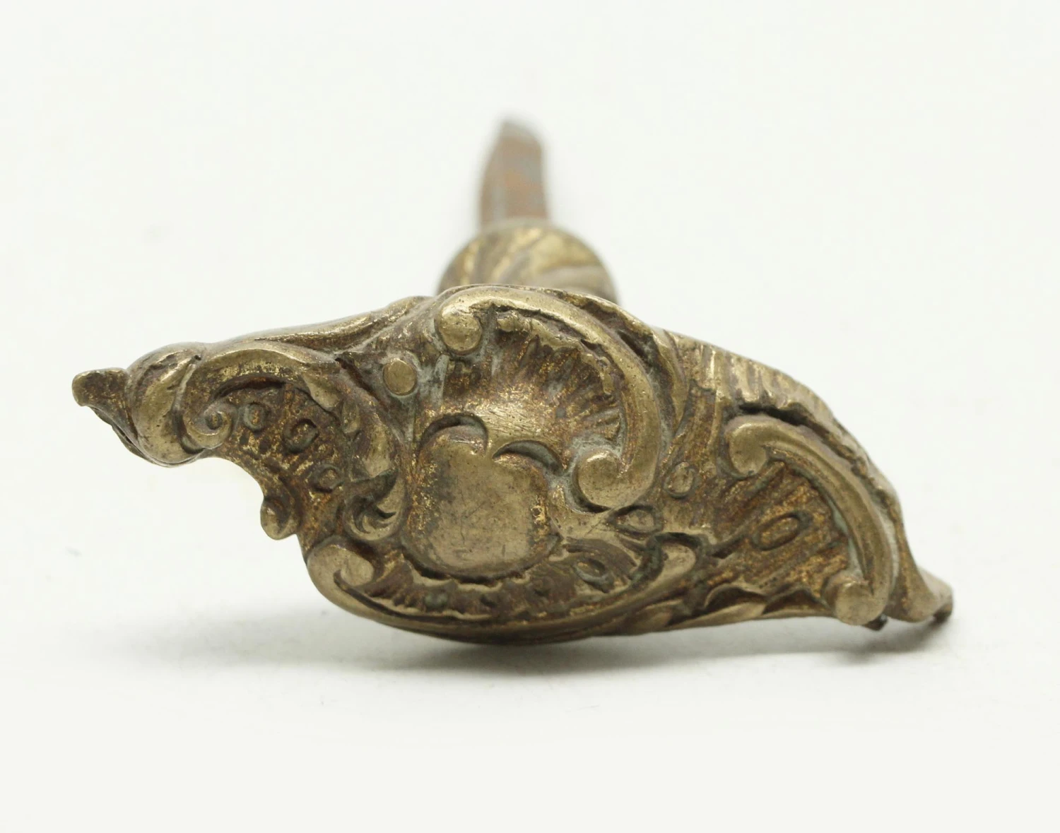 Ornate Single Bronze Lever Door Knob 3 Ornate Single Bronze Lever Door Knob