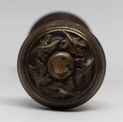 5 Fold Penn Hardware Gerard Brass Door Knobs