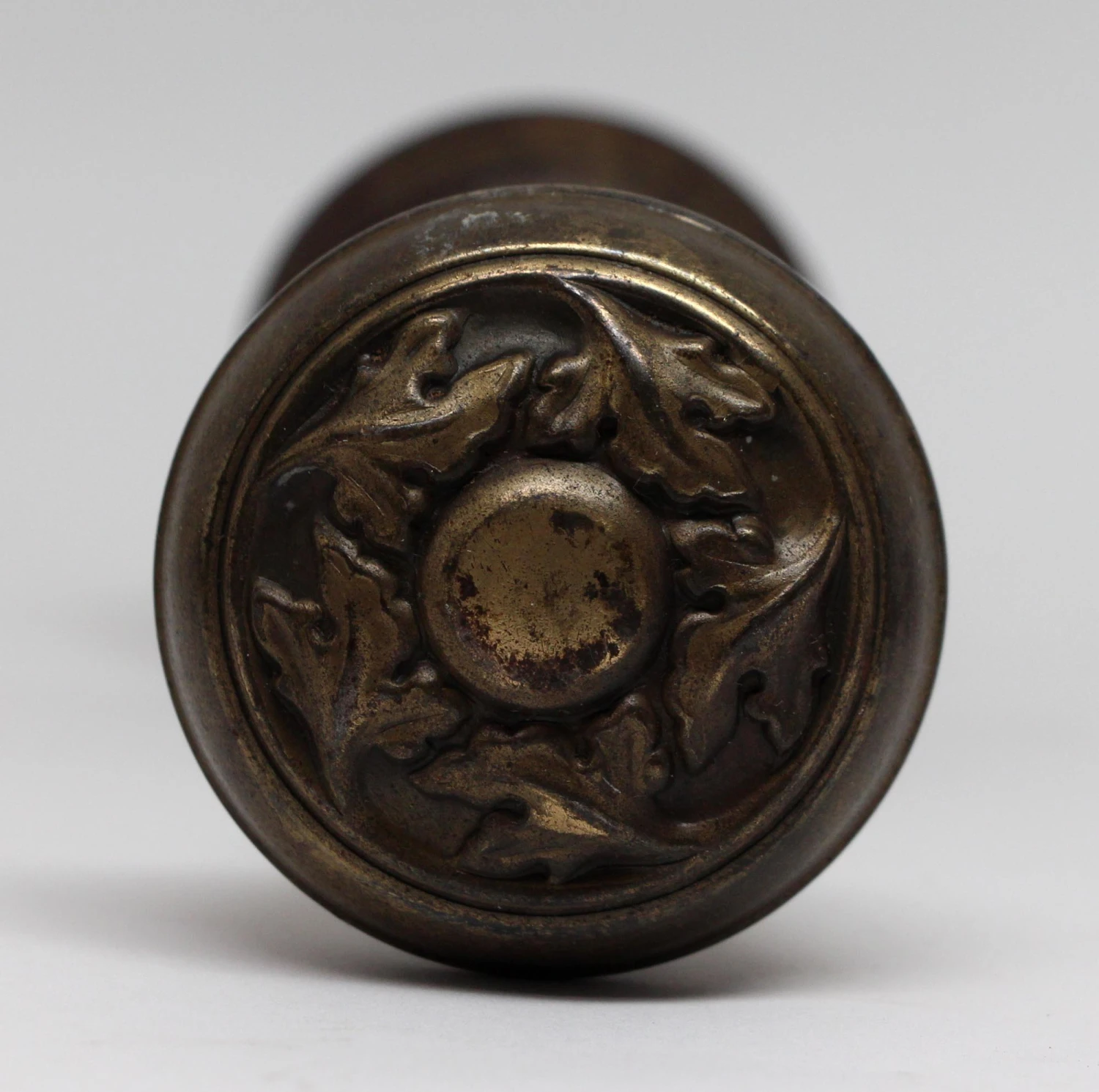 5 Fold Penn Hardware Gerard Brass Door Knobs 3 5 Fold Penn Hardware Gerard Brass Door Knobs